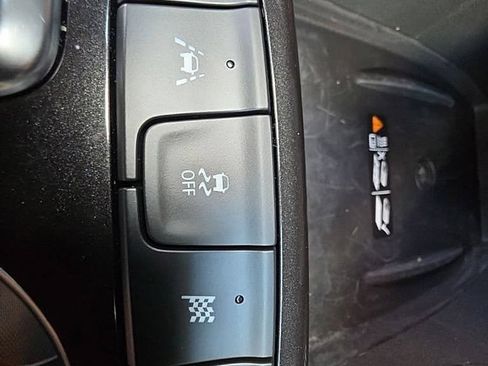 Used 2024 Chevrolet TrailBlazer ACTIV w/ Convenience Package AWD/4WD image 19