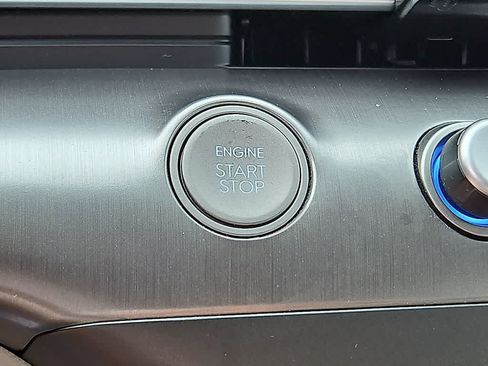 Used 2025 Hyundai Kona SEL FWD image 21