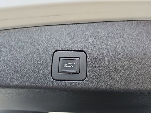 Used 2022 Buick Encore GX Essence w/ Advanced Technology Package image 13