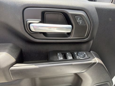 Used 2025 Chevrolet Silverado 2500 W/T w/ WT Convenience Package AWD/4WD image 15