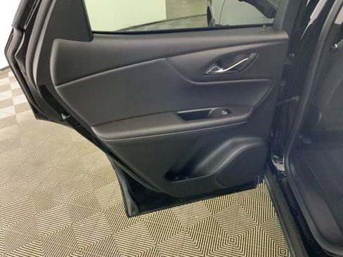 Used 2025 Chevrolet Blazer LT image 32