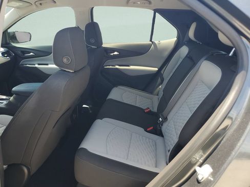 Used 2021 Chevrolet Equinox LT FWD image 10