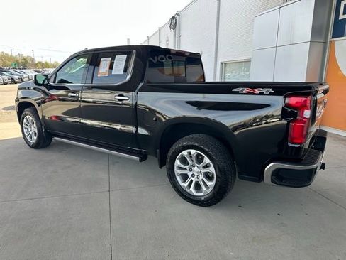 Used 2023 Chevrolet Silverado 1500 LTZ w/ LTZ Premium Package AWD/4WD image 11