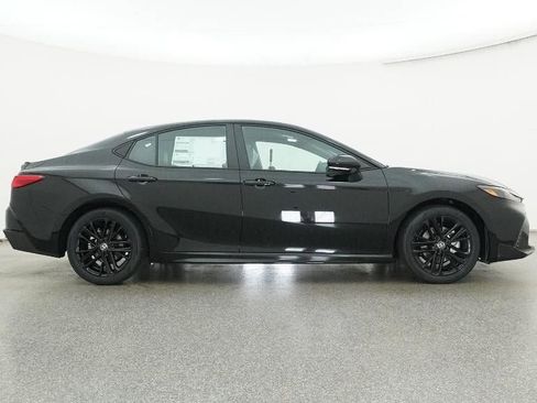 New 2026 Toyota Camry SE image 27