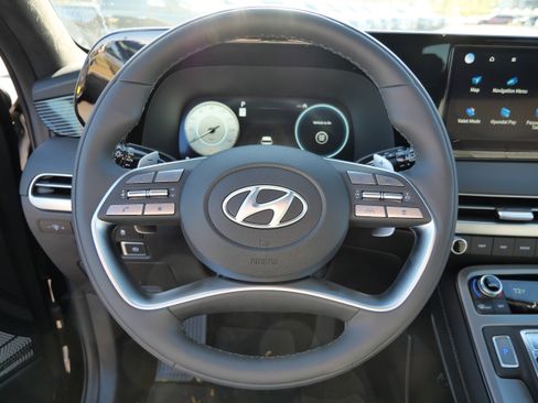 Certified 2025 Hyundai Palisade Calligraphy image 26