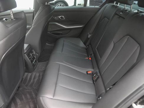 Used 2026 BMW M340i Sedan w/ Premium Package RWD image 15