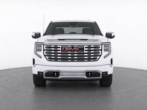 Used 2024 GMC Sierra 1500 Denali w/ Denali Reserve Package AWD/4WD image 5