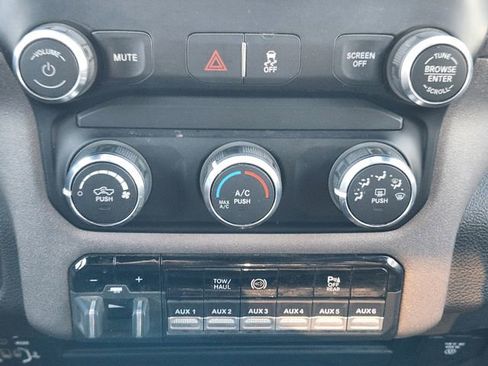 Certified 2021 RAM 2500 Tradesman w/ Chrome Appearance Group image 19