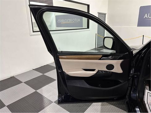 Used 2013 BMW X3 xDrive28i image 14