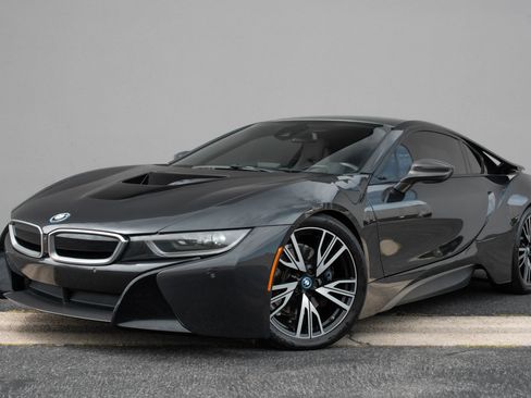 Used 2015 BMW i8 AWD/4WD image 1
