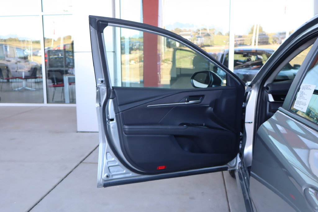 Used 2026 Toyota Camry LE FWD image 12