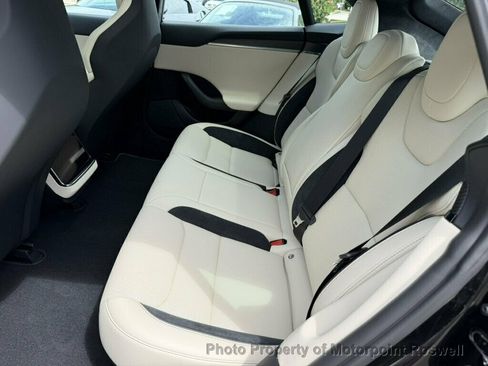 Used 2026 Tesla Model S Plaid AWD/4WD image 8