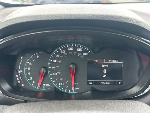 Used 2018 Chevrolet Trax LT w/ LT Convenience Package image 21