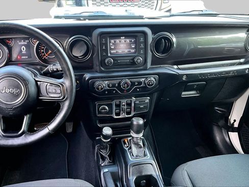 Used 2019 Jeep Wrangler Unlimited Sport AWD/4WD image 7