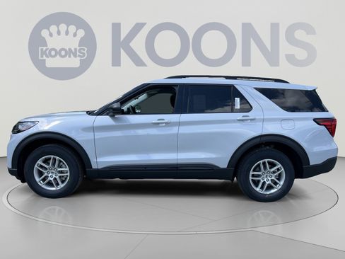 New 2026 Ford Explorer Active AWD/4WD image 2