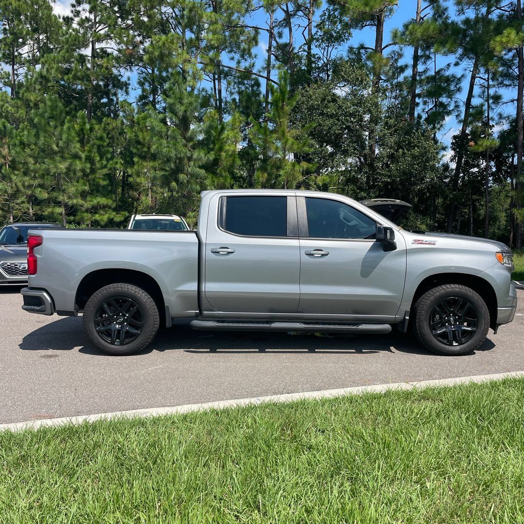 Used 2023 Chevrolet Silverado 1500 RST AWD/4WD image 11