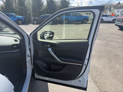 Used 2024 Mitsubishi Eclipse Cross SE AWD/4WD image 39