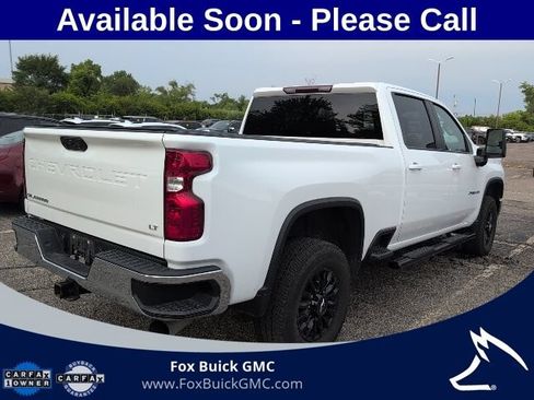 Used 2022 Chevrolet Silverado 2500 LT w/ Convenience Package AWD/4WD image 6
