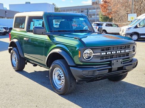 New 2025 Ford Bronco 2-Door AWD/4WD image 7