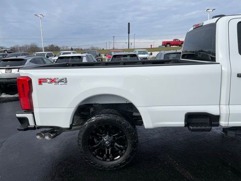 Used 2023 Ford F250 XL w/ FX4 Off-Road Package AWD/4WD image 28