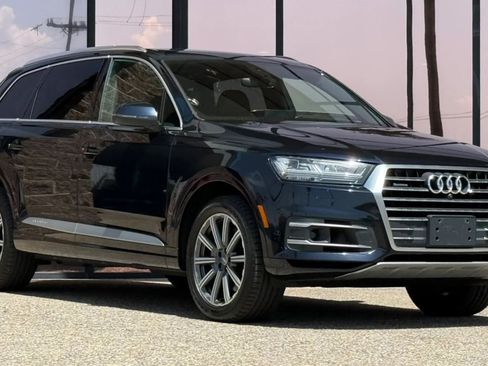 Used 2017 Audi Q7 3.0T Premium Plus w/ Premium Plus Package AWD/4WD image 17