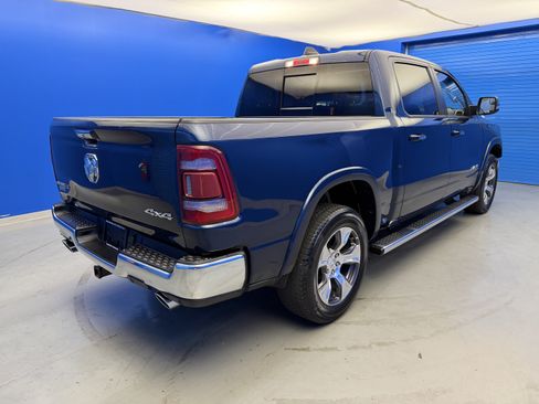 Used 2022 RAM 1500 Laramie AWD/4WD image 7