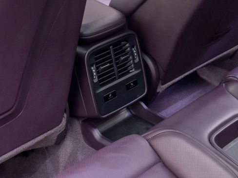 Certified 2023 Porsche Taycan GTS image 18