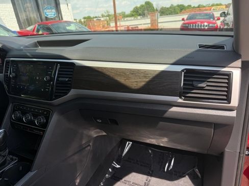 Used 2022 Volkswagen Atlas SE AWD/4WD image 37