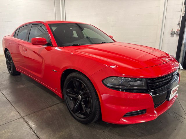 Used 2018 Dodge Charger R/T RWD image 3