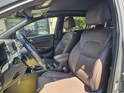 Used 2017 Kia Sportage SX FWD image 8