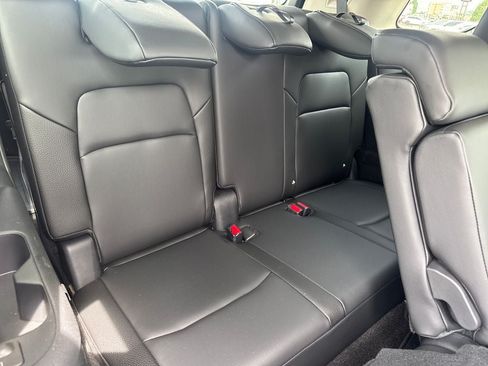 Used 2025 Nissan Pathfinder SL w/ Cargo Package FWD image 14