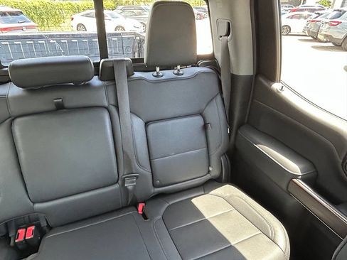 Used 2021 GMC Sierra 1500 SLT w/ SLT Premium Package RWD image 14