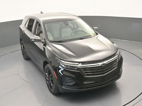 Used 2024 Chevrolet Equinox LS w/ Midnight Edition image 48