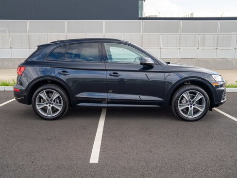 Used 2020 Audi Q5 2.0T Premium Plus w/ Premium Plus Package AWD/4WD image 8