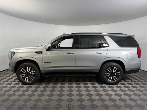 Used 2024 GMC Yukon AT4 image 9