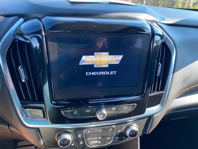 Used 2023 Chevrolet Traverse RS FWD image 19