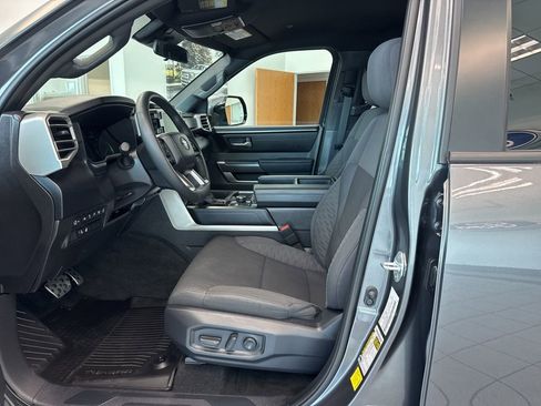 Used 2025 Toyota Tundra SR5 w/ TRD Off-Road Package AWD/4WD image 10