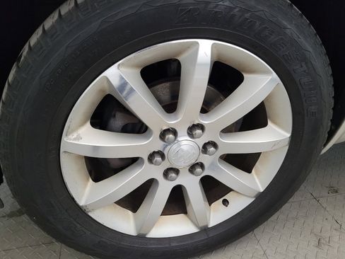 Used 2014 Buick Enclave Premium AWD/4WD image 31