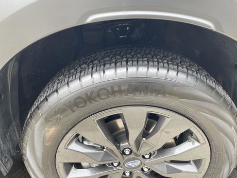 Used 2025 Subaru Outback Onyx Edition image 11