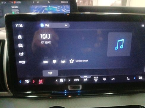 Certified 2025 Ford Expedition Active image 12