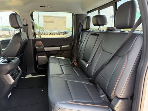 New 2026 Ford F250 Lariat w/ Lariat Premium Package AWD/4WD image 16
