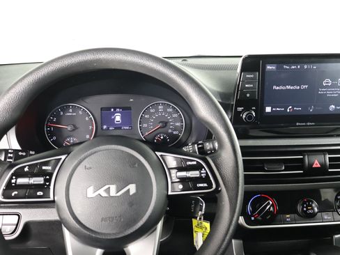 Used 2022 Kia Seltos LX image 16