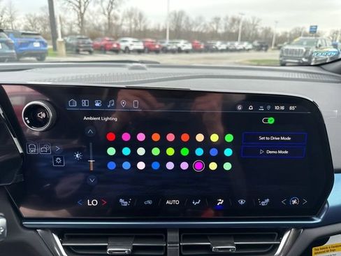 New 2026 Chevrolet Equinox EV LT FWD image 30