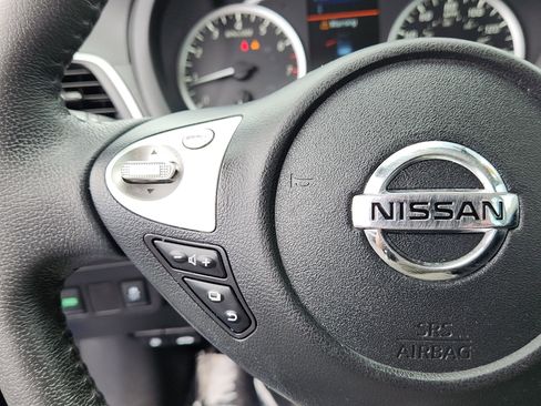 Used 2019 Nissan Sentra SV FWD image 18