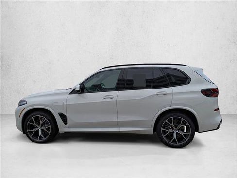 New 2026 BMW X5 xDrive50e w/ M Sport Package image 5