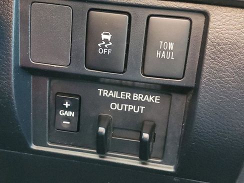 Used 2019 Toyota Tundra SR5 image 29