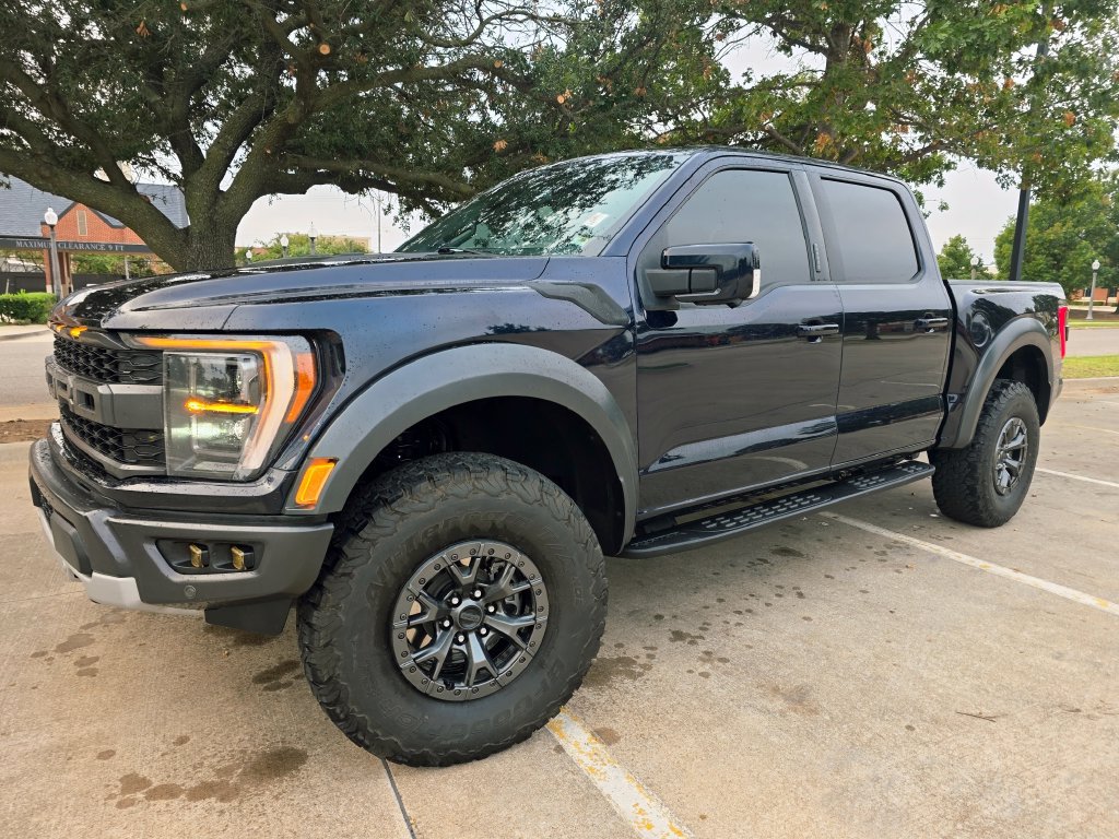 Used 2023 Ford F150 Raptor AWD/4WD image 3