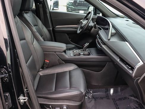 Used 2024 Cadillac XT4 Premium Luxury AWD/4WD image 20
