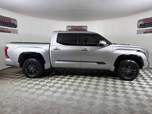 Used 2023 Toyota Tundra Platinum AWD/4WD image 3