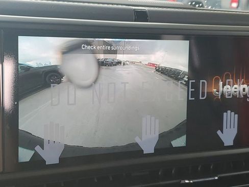 New 2025 Jeep Wrangler Unlimited Rubicon image 25